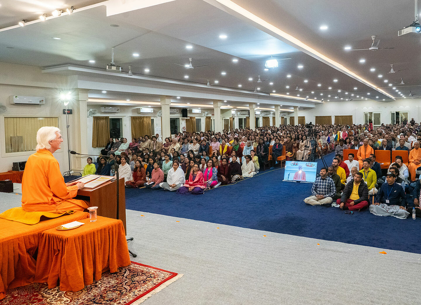 Chidananda speaking in Noida blog