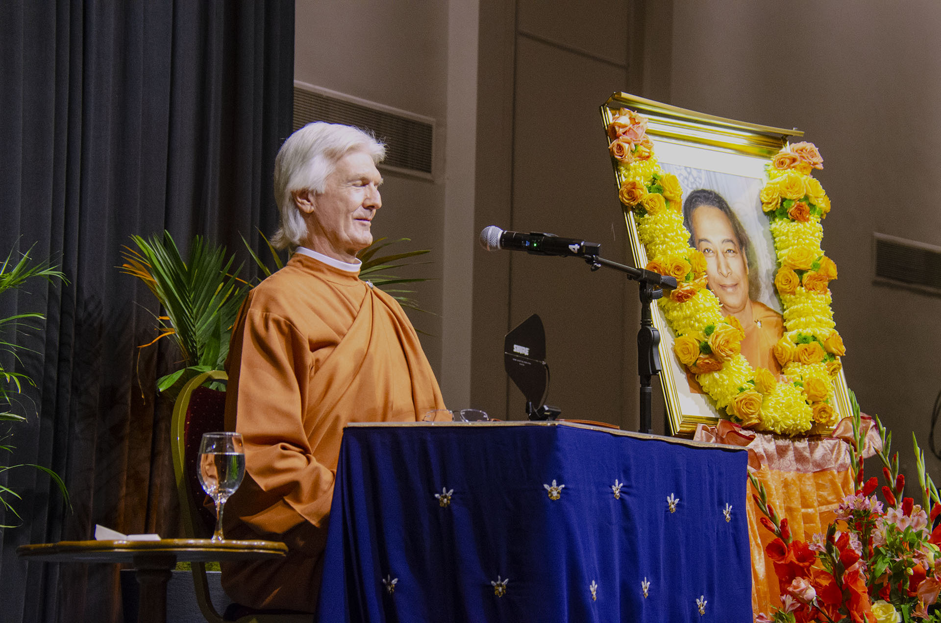 Brother Chidananda conducts a three-hour meditation.