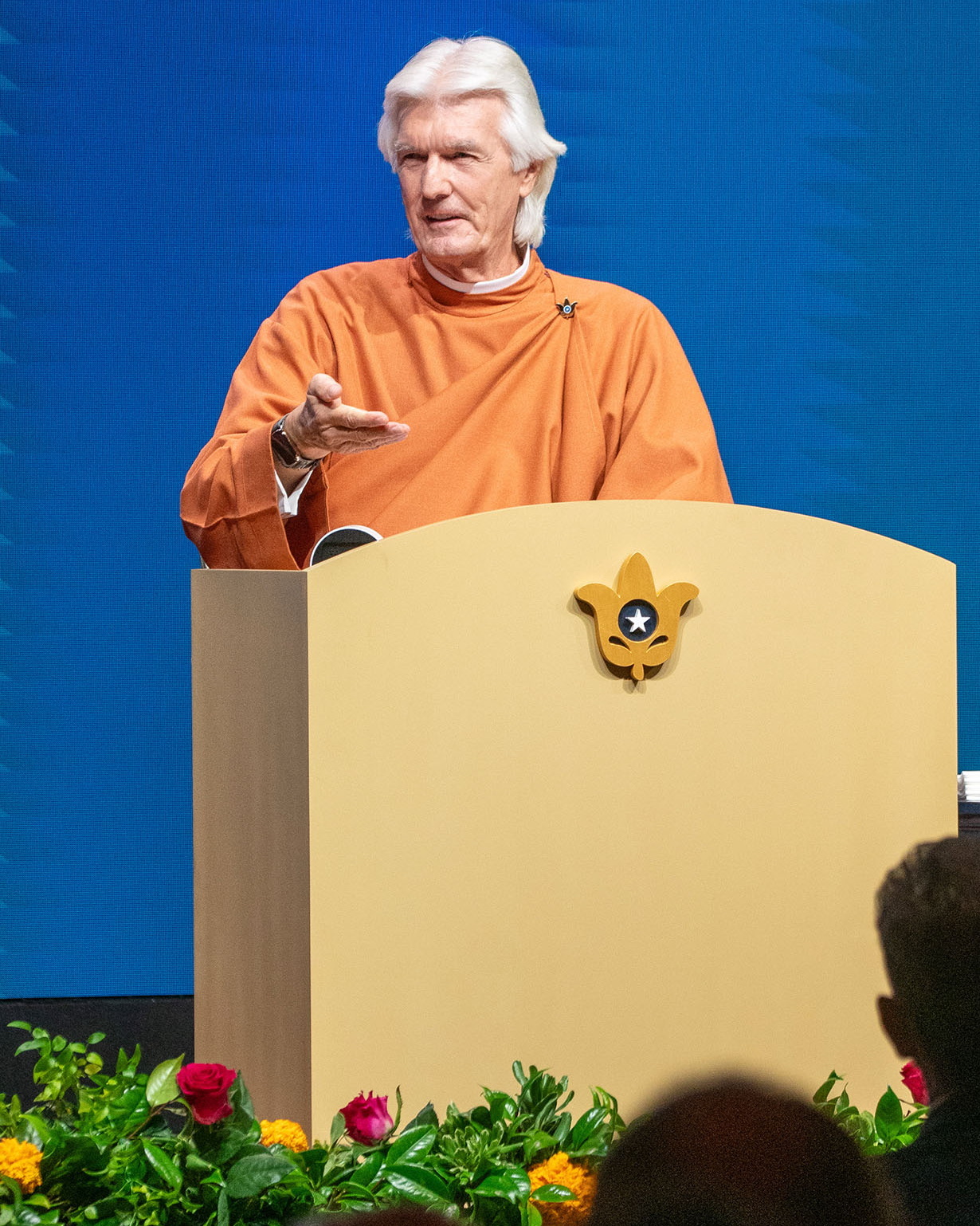After the meditation, Brother Chidananda led an inspiring satsanga on Paramahansaji’s teachings.