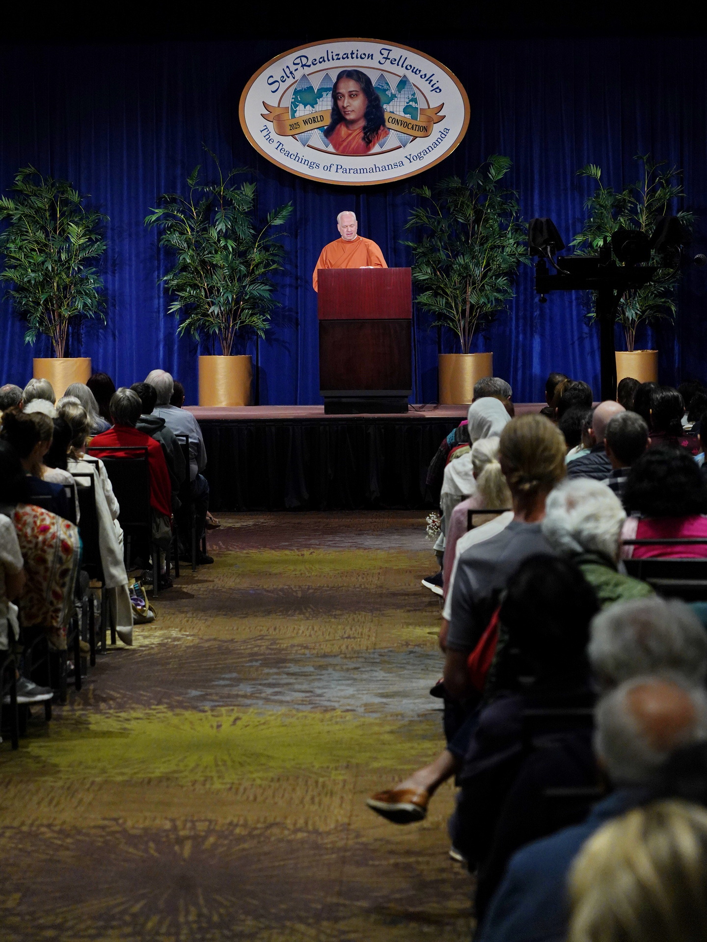 Brother Ritananda's closing class is titled "Creating an Inner Environment for Spiritual Progress."