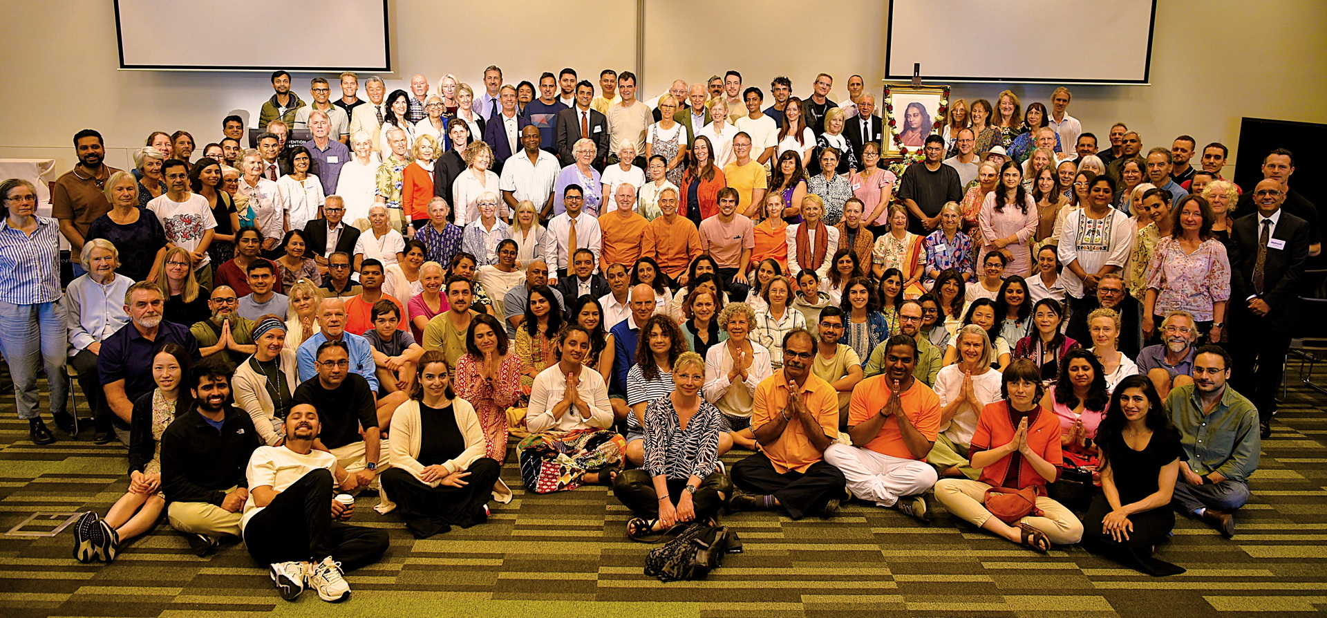 In October and November, Brother Sevananda and Brother Kartikananda traveled to Australia and New Zealand. They are shown here with SRF members in Brisbane, Australia.
