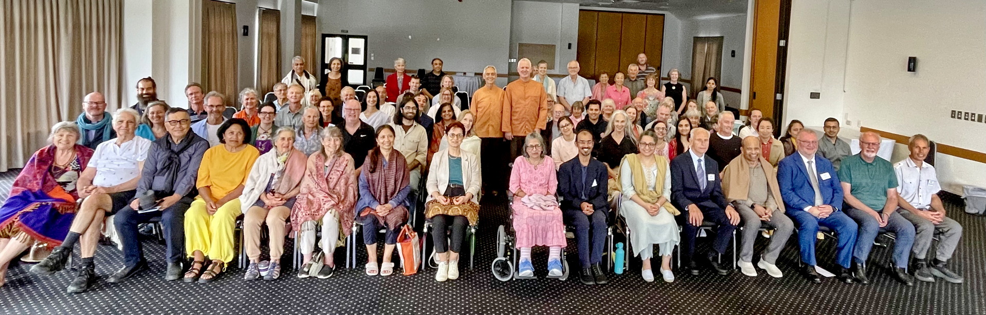 The monks then traveled to New Zealand to give a weekend program in Auckland.