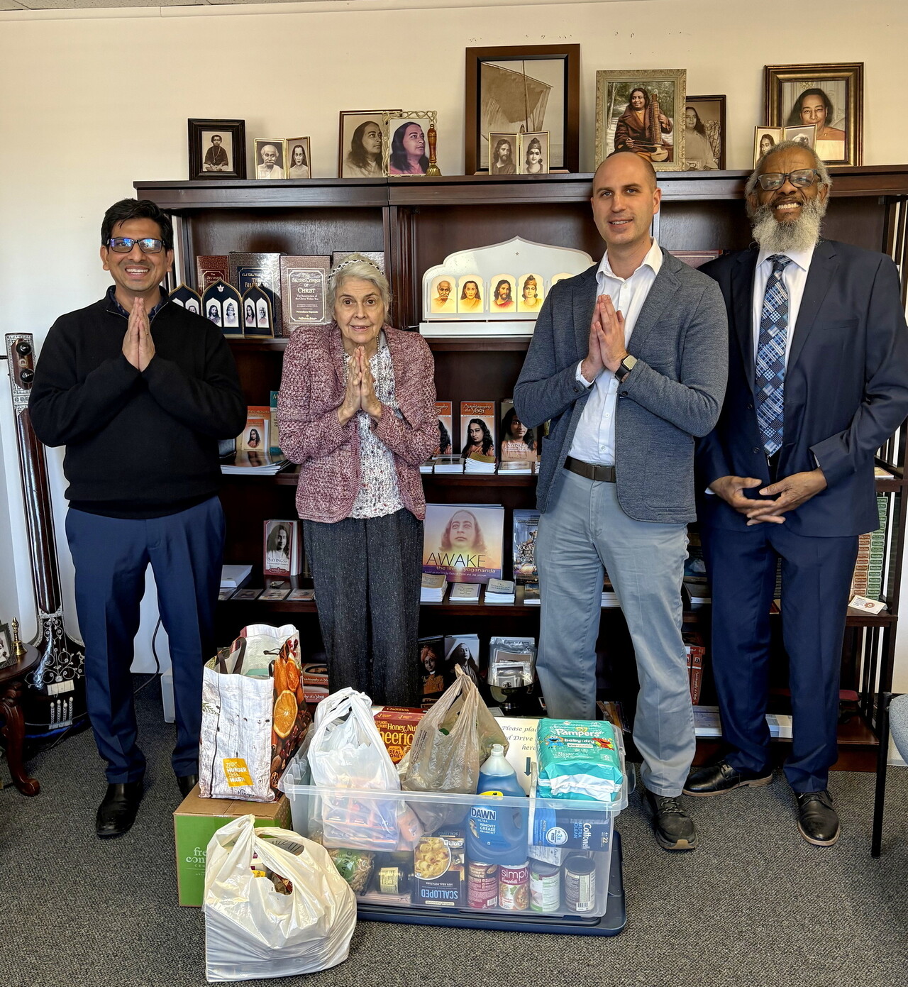 Detroit Meditation Center Holiday Food Drive Donations and Volunteers prf