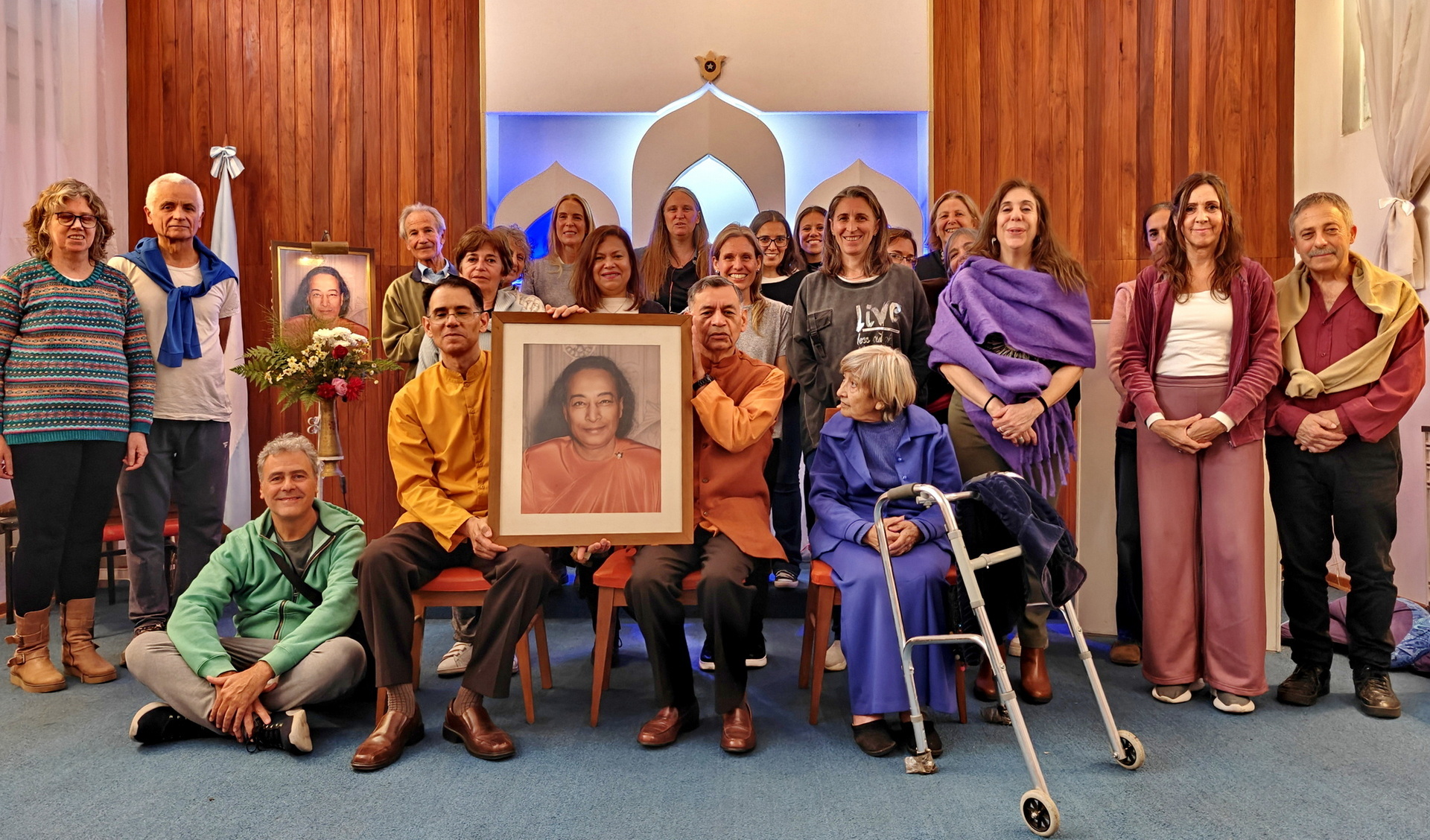 The monks then traveled to meet with members in Mar del Plata.