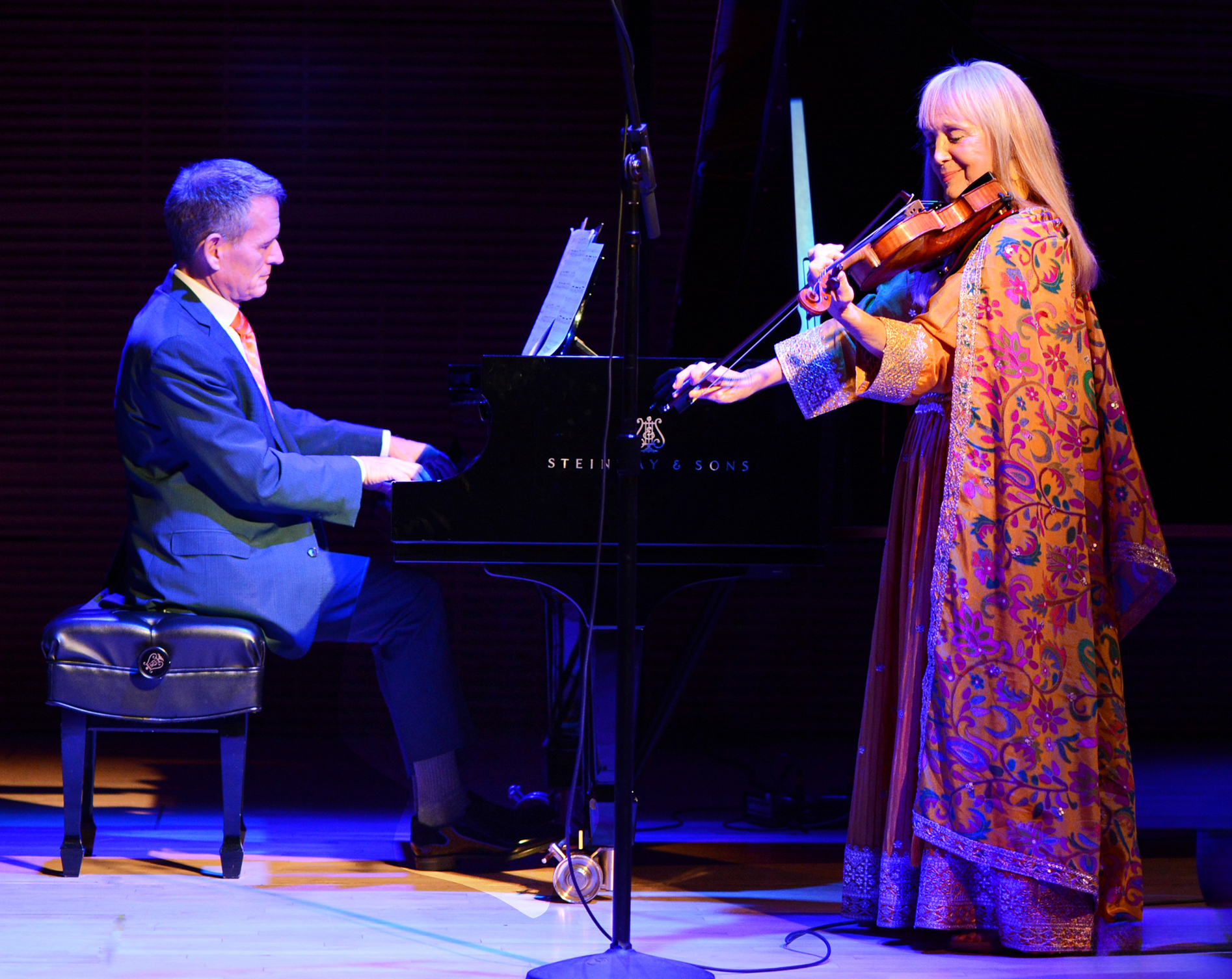 Echoing how Paramahansa Yogananda had included similar works into his original Carnegie Hall lecture series, several elevating instrumental pieces of Western classical music were performed by SRF members Bethany Grace Folsum (Violin), and Darren Motise (Piano).