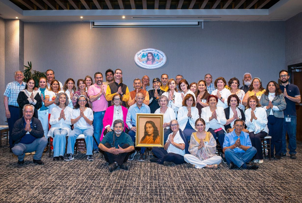 The Saltillo, Mexico, Meditation Group was joined by Brother Samatananda and Brahmachari Marco.