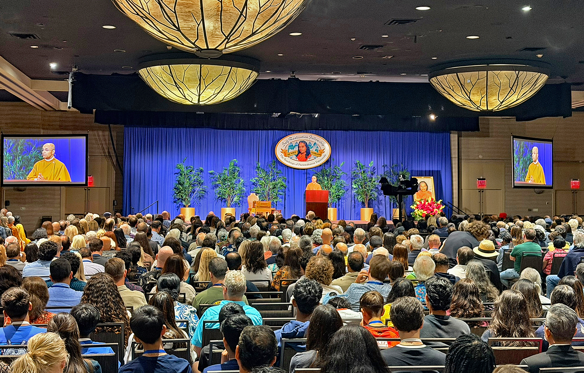 Devotees joined Convocation in person and around the world in meditations, chanting, and classes.