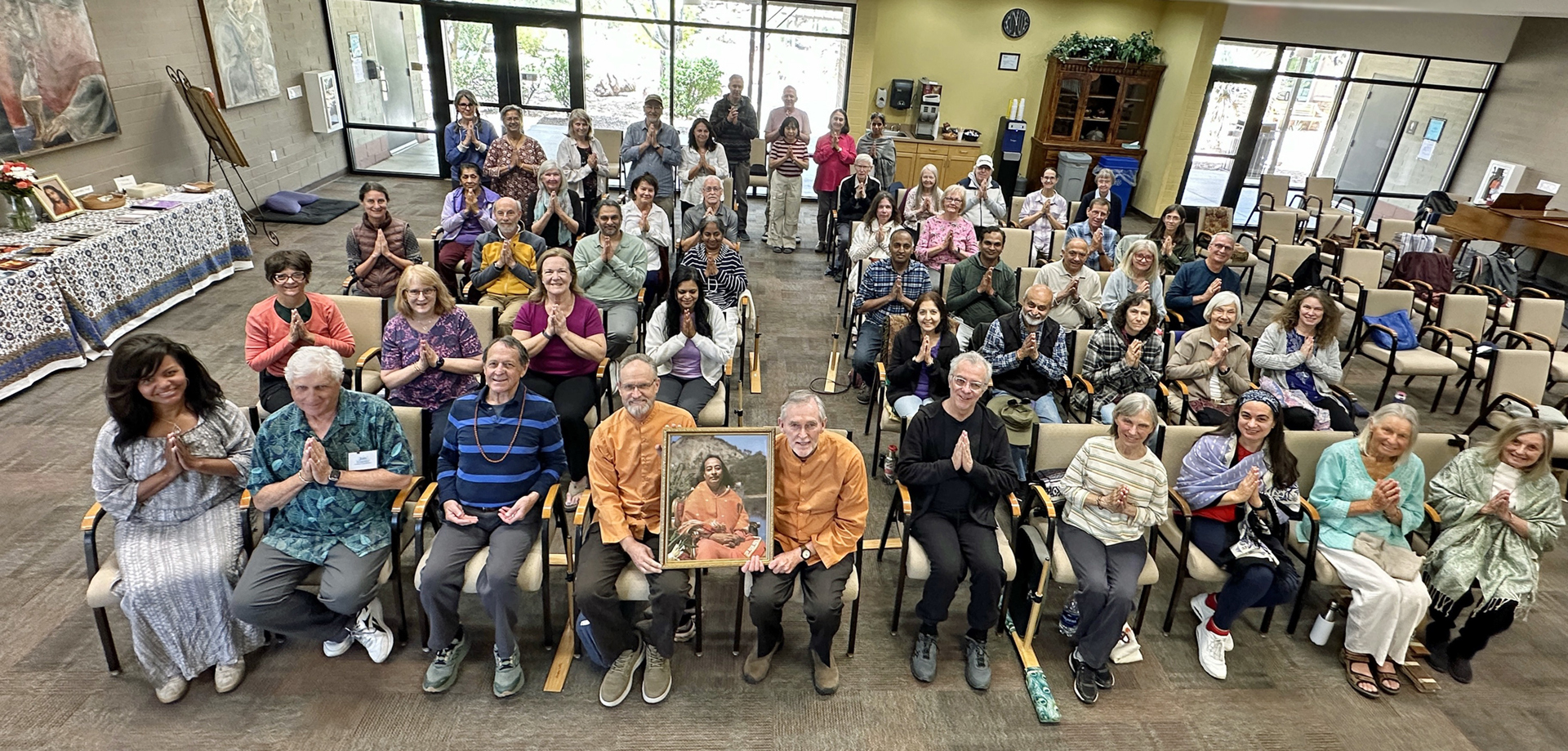 In March, Brother Muktananda and Brother Naradananda conducted a regional weekend retreat in Tucson, Arizona.