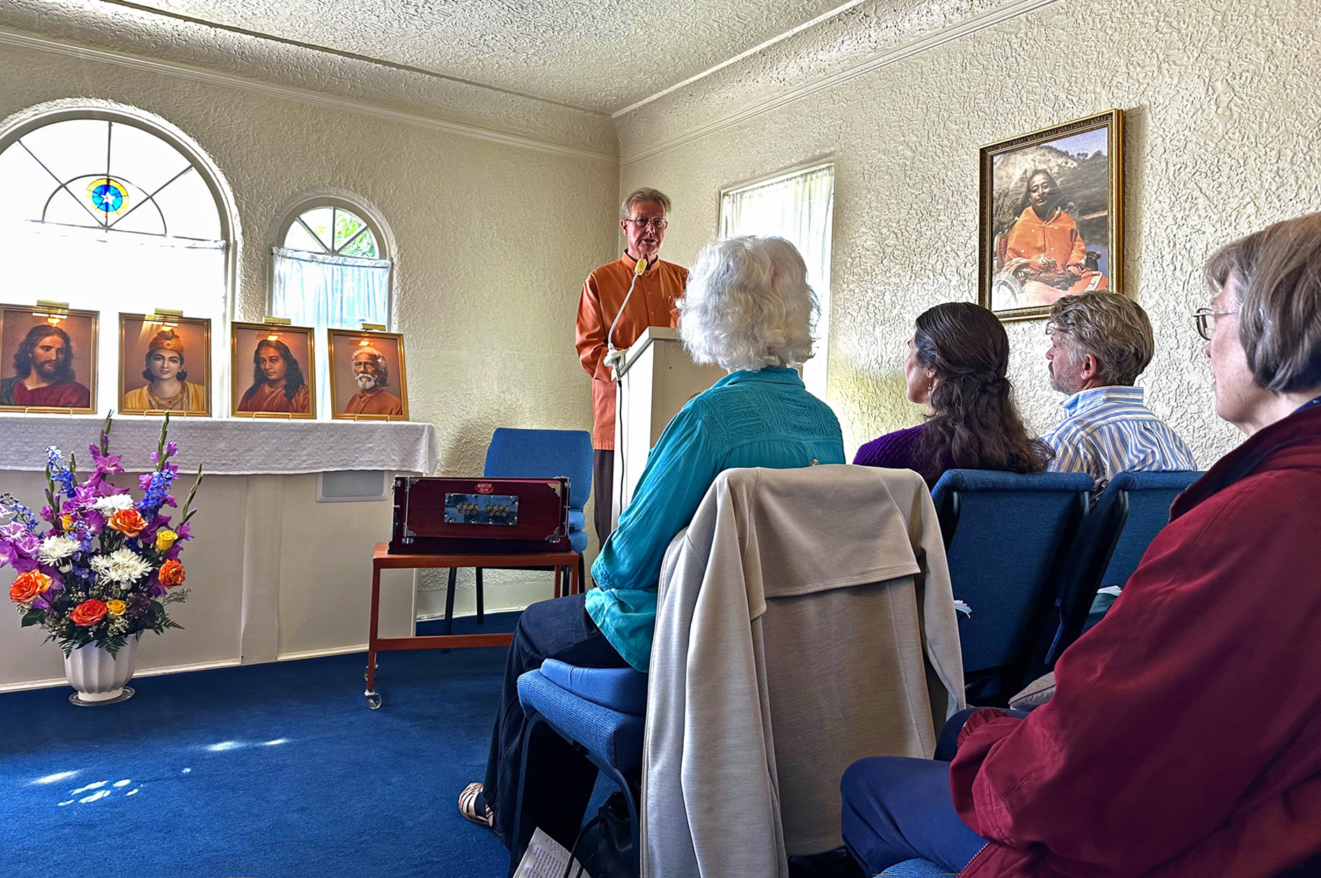 Brother Jayananda gives words of inspiration in the SRF Eugene Meditation Group's chapel...