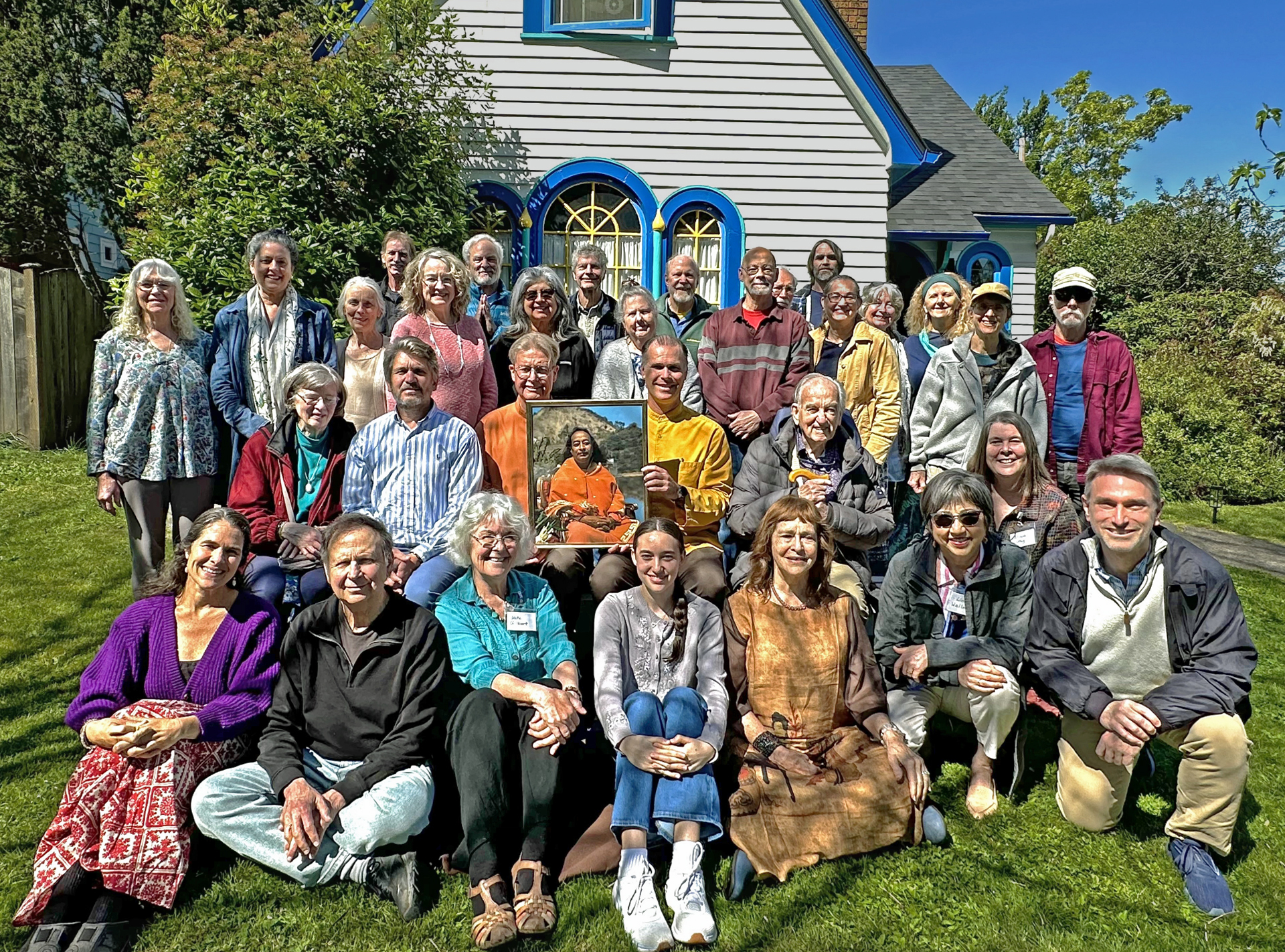 Brother Jayananda and Brahmachari Preston then traveled to Eugene, Oregon to meet with SRF members there.