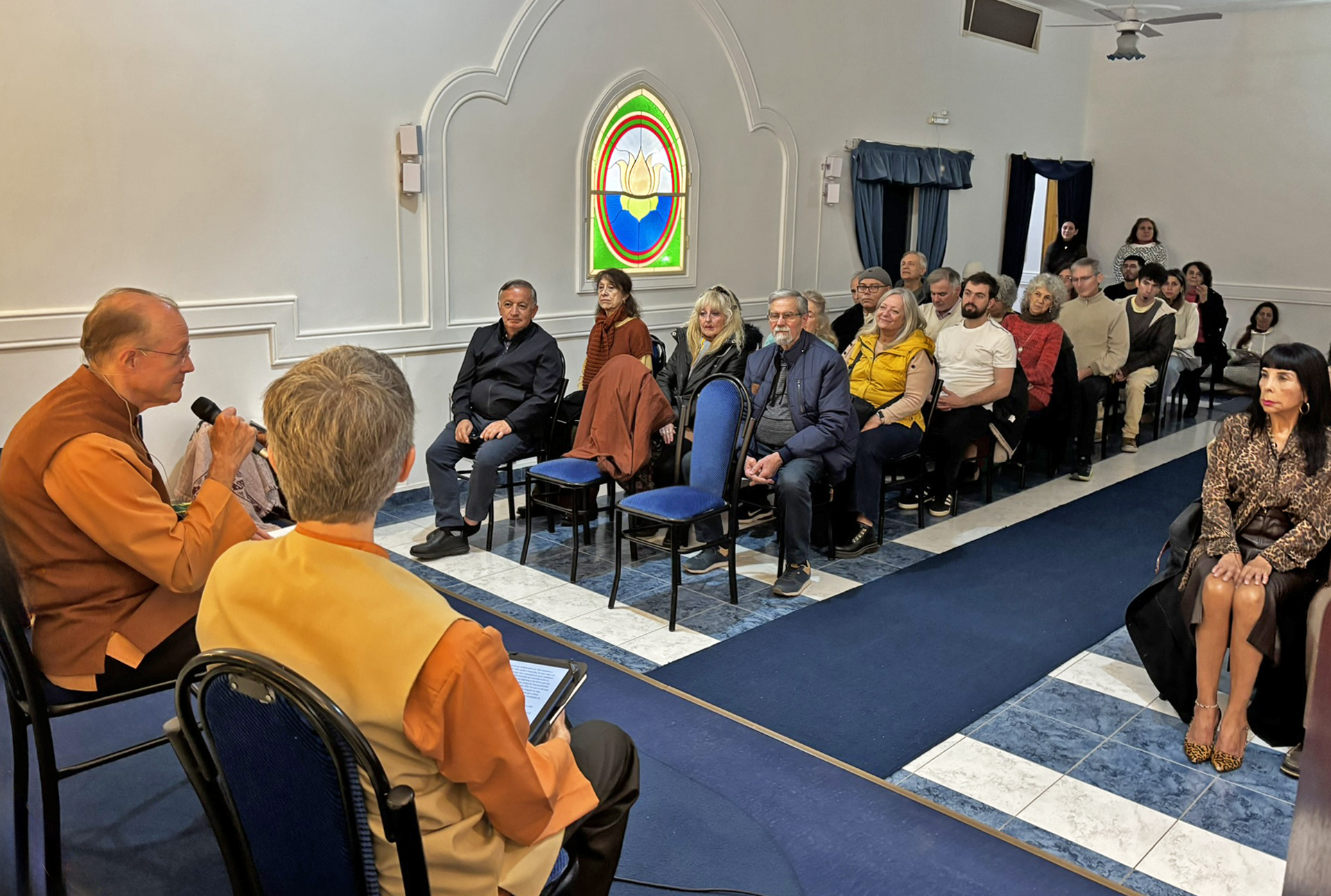 Brother Prafullananda and Brother Dhruvananda conduct a joint satsanga at the Cordoba Center...