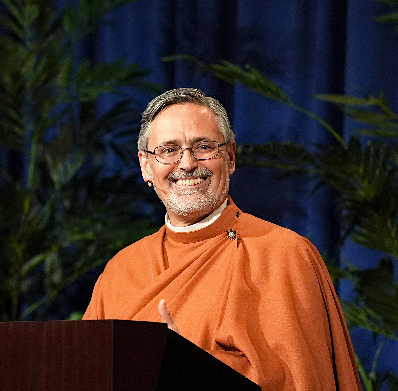 Brother Saralananda gives the opening class of Convocation week on "The Art of Joyful Living."