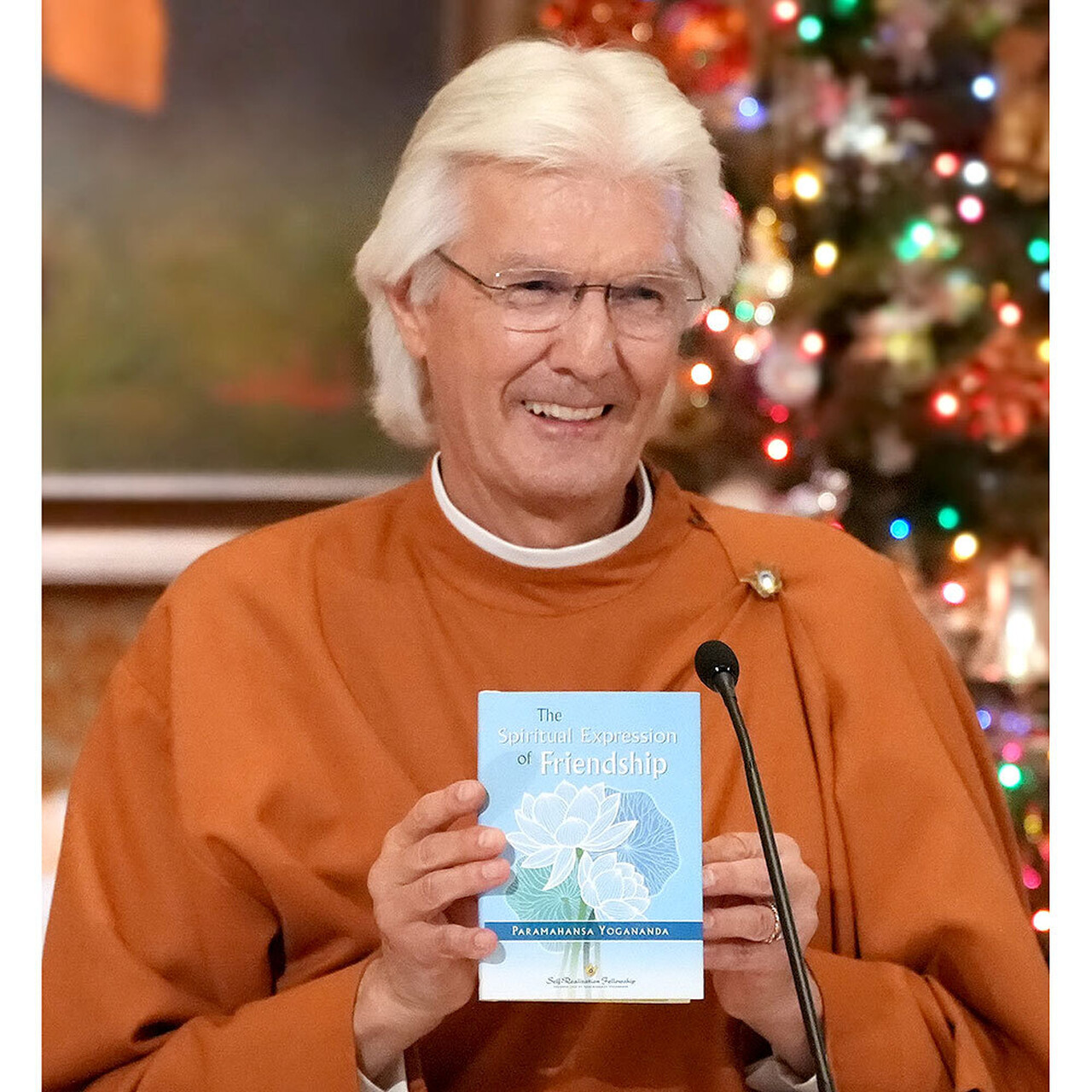 Brother Chidananda presenting SEF on Christmas Day square