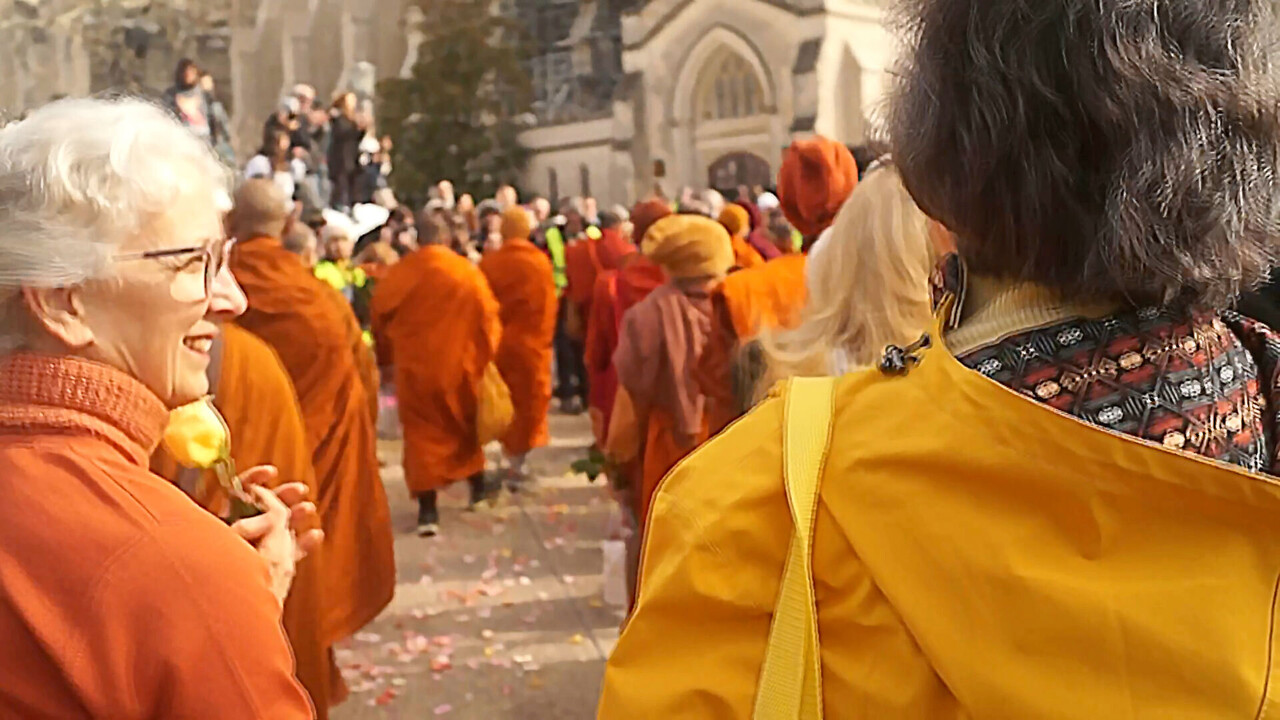 SRF Nuns Participate in Interfaith Walk for Peace Events pic3
