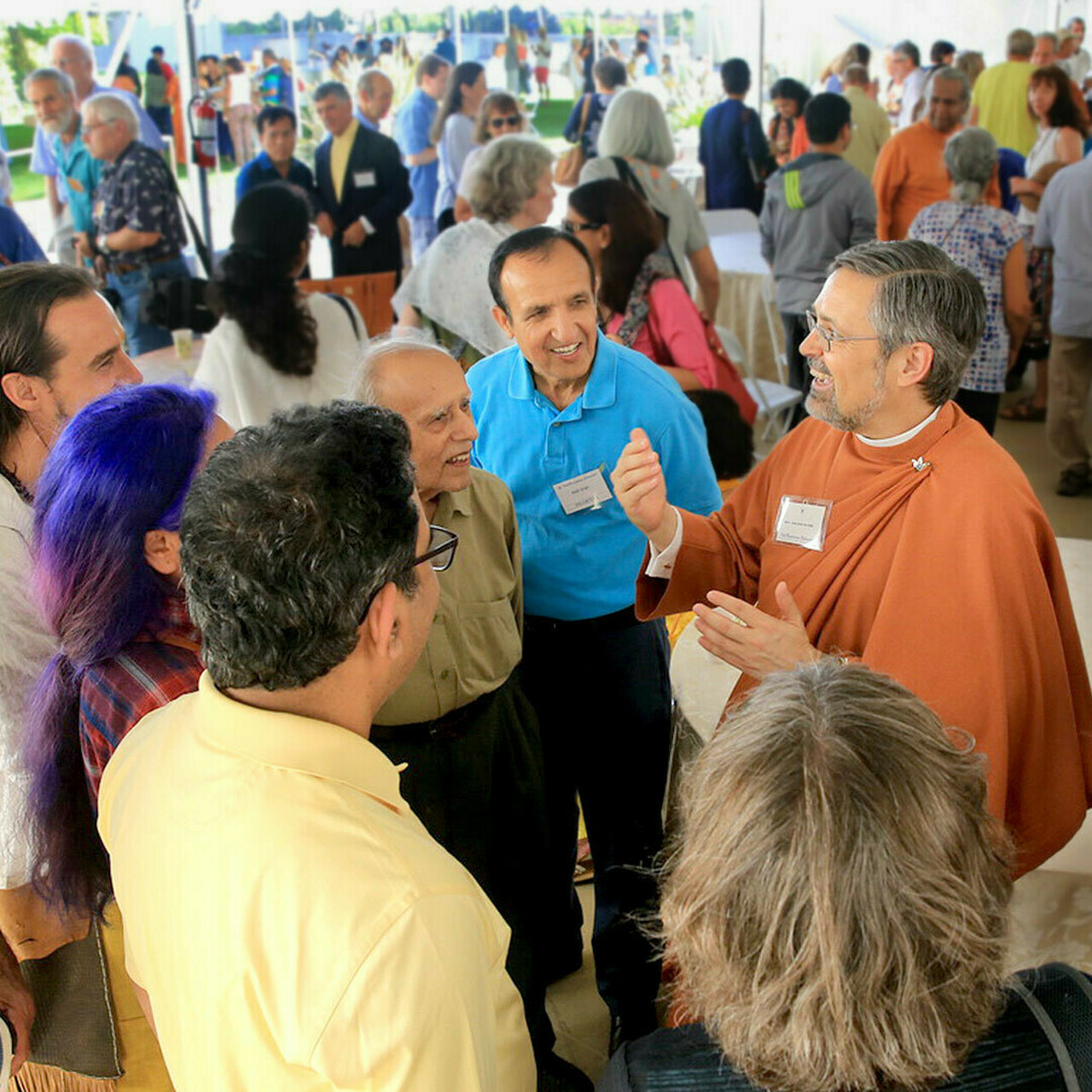 Saralananda with SRF devotees