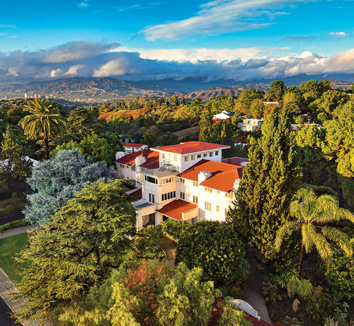 IHQ Retrofit Mother Center square