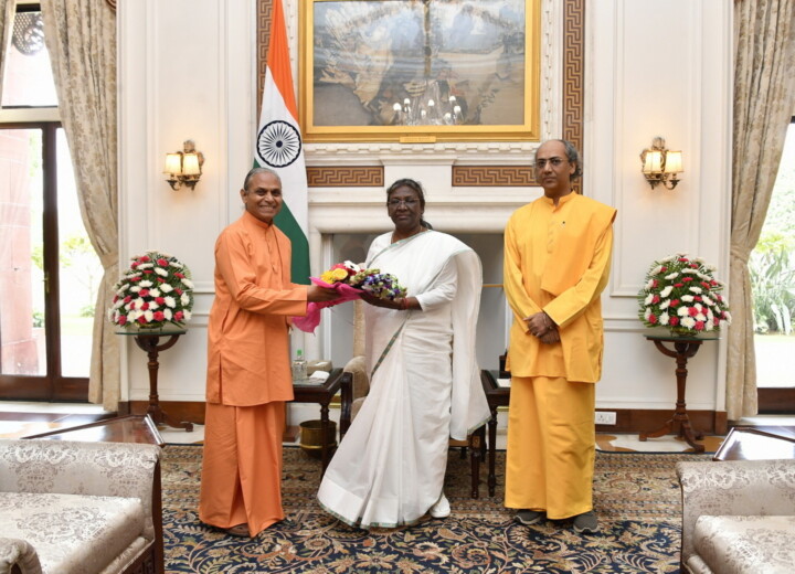 YSS monks with President of India blog