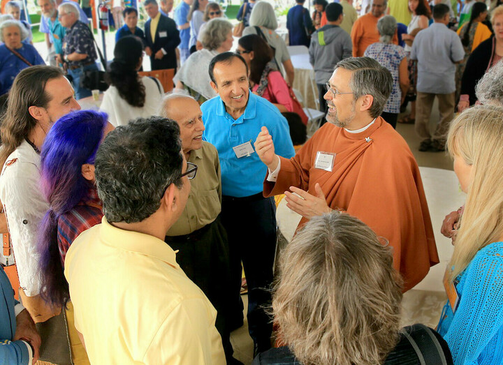 Saralananda with SRF devotees